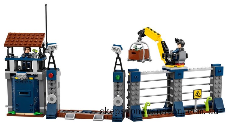 Clearance Sale LEGO Jurassic World™ Dilophosaurus Outpost Attack