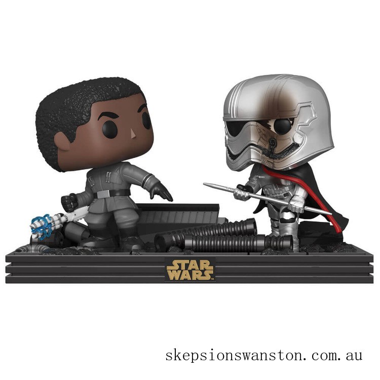 Limited Only Star Wars The Last Jedi Finn & Captain Phasma Funko Pop! Movie Moment